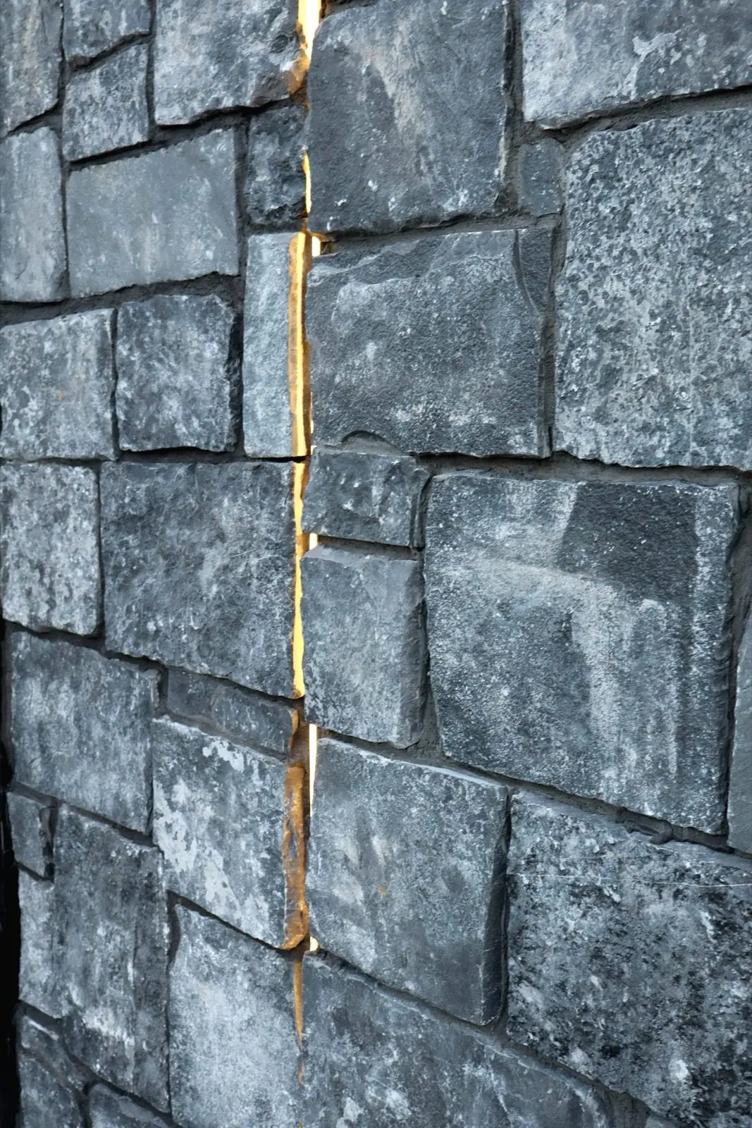Stone wall detail